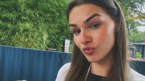 Mailys is a gorgeous slut - Make her famous