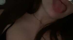 webslut trisha wants to be exposed
