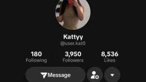 Exposing my slutty sister