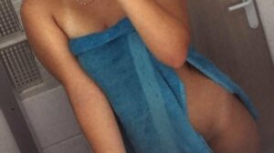 Take the towel off